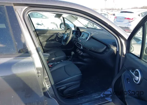 2016 Fiat 500X Trekking из США, поврежденный, VIN ZFBCFXCT4GP383746